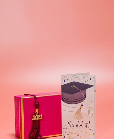 Купить диплом Москва с занесением в реестр быстро